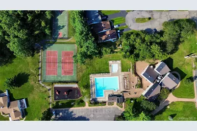 14 Chipmunk Trail, Coram, NY 11727 - Photo 39