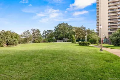 215-15 23 Avenue #TH, Bayside, NY 11360 - Photo 27