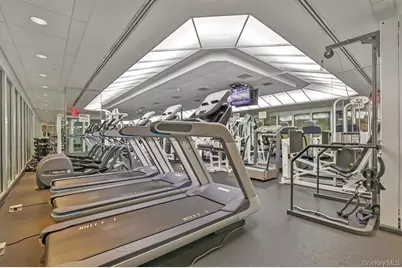 4 Martine Avenue #411, White Plains, NY 10606 - Photo 11