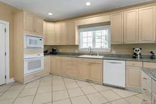 22 Birdsall Farm Dr, Armonk, NY 10504 - Photo 11