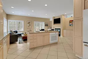 22 Birdsall Farm Dr, Armonk, NY 10504 - Photo 13