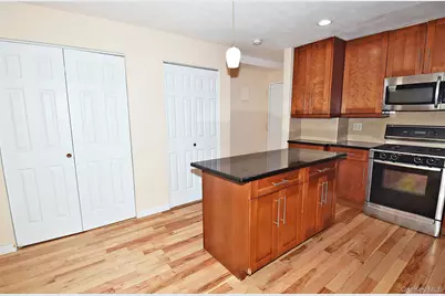 12-32 Diane Place #204 L, Bayside, NY 11360 - Photo 7