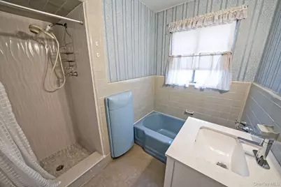 23106 Union Turnpike, Bellerose, NY 11427 - Photo 23