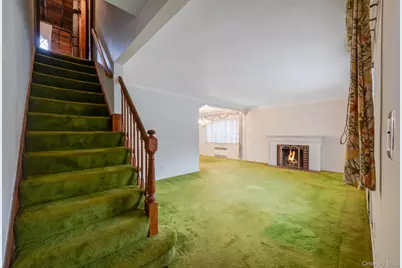 23106 Union Turnpike, Bellerose, NY 11427 - Photo 9