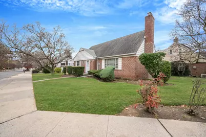 23106 Union Turnpike, Bellerose, NY 11427 - Photo 3