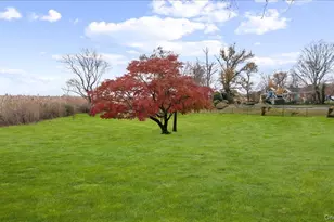 246 Briarwood Crossing, Lawrence, NY 11559 - Photo 17