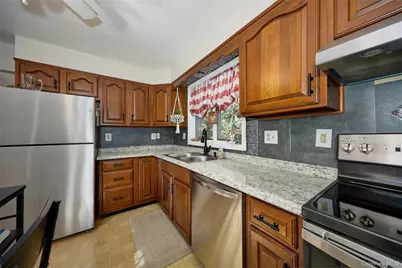 39 Alda Drive, Poughkeepsie, NY 12603 - Photo 9