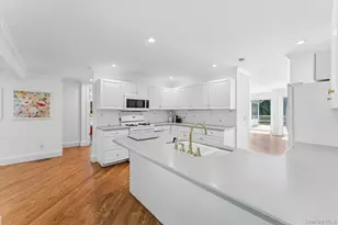 129 Oneck Ln, Westhampton Beach, NY 11978 - Photo 3