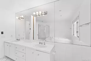 129 Oneck Ln, Westhampton Beach, NY 11978 - Photo 17