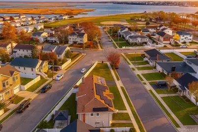 175 Hamilton Avenue, Island Park, NY 11558 - Photo 3