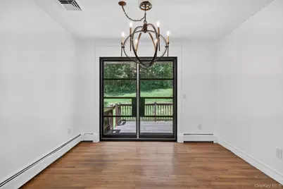 21 Crest Court, Hopewell Junction, NY 12533 - Photo 11