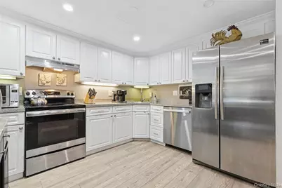 40 Straw Lane, Islandia, NY 11749 - Photo 7