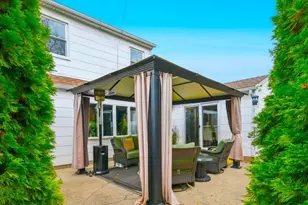 40 Straw Ln, Islandia, NY 11749 - Photo 31