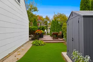 40 Straw Ln, Islandia, NY 11749 - Photo 27