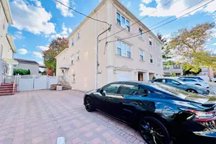 208-18 15th Rd, Bayside, NY 11360 - Photo 3