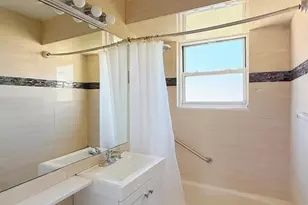 152-47 Jewel Ave, Flushing, NY 11367 - Photo 9