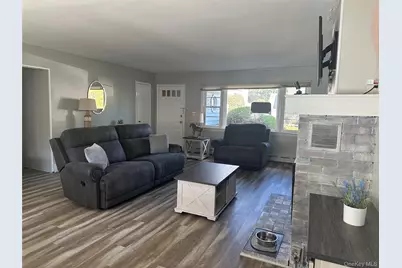 168 Lenox Avenue, Uniondale, NY 11553 - Photo 11