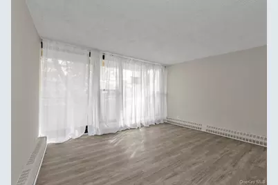 7-25 166 St #2B, Whitestone, NY 11357 - Photo 7