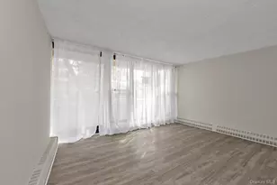 7-25 166th St, Whitestone, NY 11357 - Photo 7