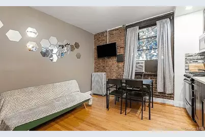 21-37 33rd Street #1E, Astoria, NY 11103 - Photo 1