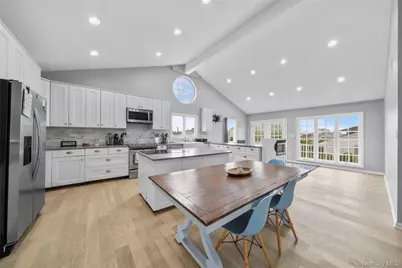 [Address not provided], Freeport, NY 11520 - Photo 3