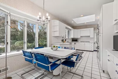 34 Lakeshore Drive, Eastchester, NY 10709 - Photo 31