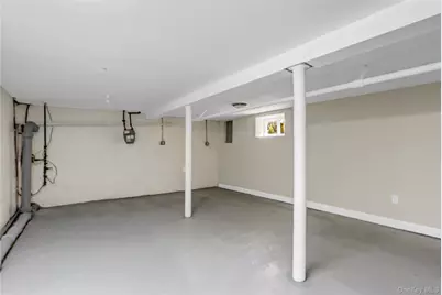 16 Howard Court, New York, NY 10310 - Photo 11