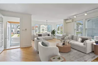 80 Munro Boulevard, Valley Stream, NY 11581 - Photo 3