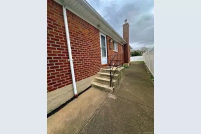 166-27 16th Avenue, Whitestone, NY 11357 - Photo 3