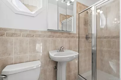 52 Rogers Drive, New Rochelle, NY 10804 - Photo 13