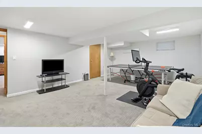 52 Rogers Drive, New Rochelle, NY 10804 - Photo 19