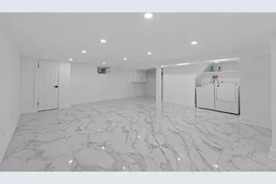 110 Walnut Street, Forest Hills, NY 11375 - Photo 23