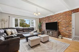 8 Elicar Terrace, Yonkers, NY 10701 - Photo 3