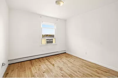 8 Elicar Terrace, Yonkers, NY 10701 - Photo 21