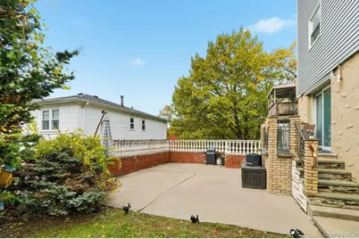 8 Elicar Terrace, Yonkers, NY 10701 - Photo 29