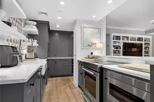 100 Hilton Ave, Garden City, NY 11530 - Photo 13
