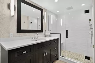 100 Hilton Ave, Garden City, NY 11530 - Photo 25