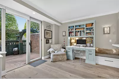 100 Hilton Avenue #M32, Garden City, NY 11530 - Photo 5