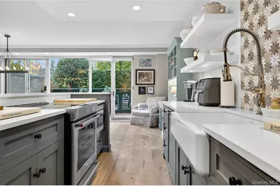 100 Hilton Avenue #M32, Garden City, NY 11530 - Photo 15