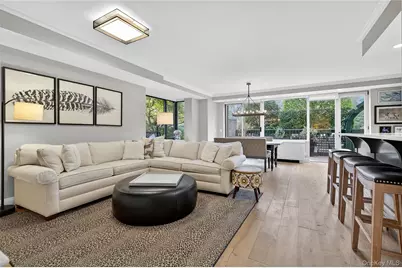 100 Hilton Avenue #M32, Garden City, NY 11530 - Photo 1