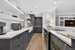 100 Hilton Ave, Garden City, NY 11530 - Photo 11