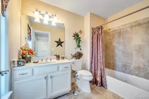 4 Haverton Ct, Riverhead, NY 11901 - Photo 39