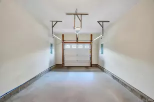 4 Haverton Ct, Riverhead, NY 11901 - Photo 31