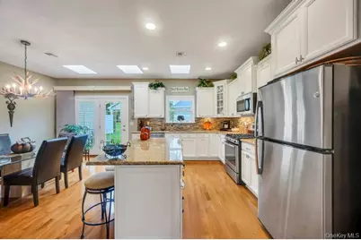 4 Haverton Court, Riverhead, NY 11901 - Photo 21