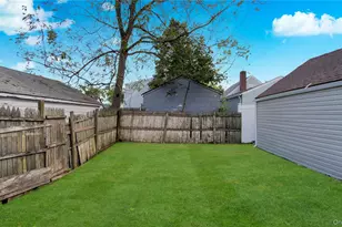 138 Windsor Pkwy, Hempstead, NY 11550 - Photo 43