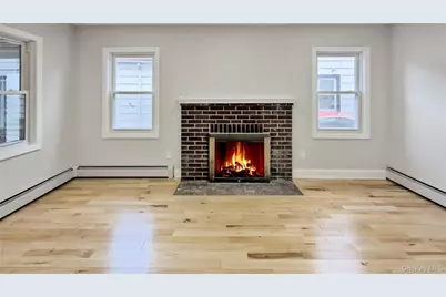 138 Windsor Parkway, Hempstead, NY 11550 - Photo 25