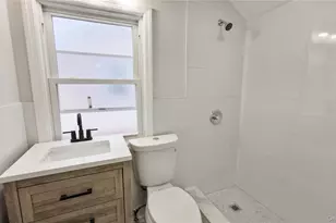 138 Windsor Pkwy, Hempstead, NY 11550 - Photo 31