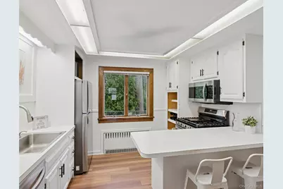 148 Woodhull Avenue, Riverside, NY 11901 - Photo 11