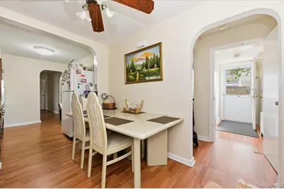 2708 Seymour Avenue, Bronx, NY 10469 - Photo 19