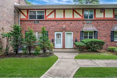 21 Glen Hollow Drive #G2, Holtsville, NY 11742 - Photo 1